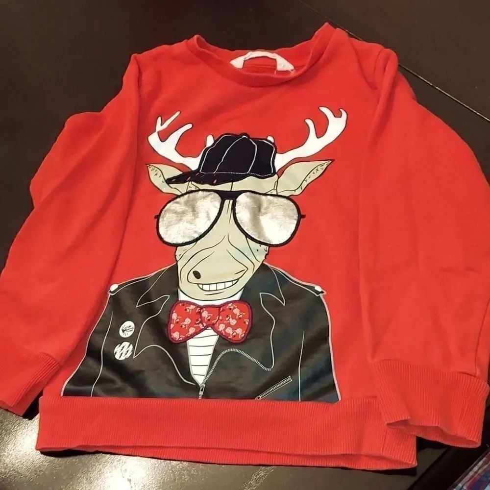 H&M Red Moose Wearing Sunglasses Sweatshirt Sz 4-6
